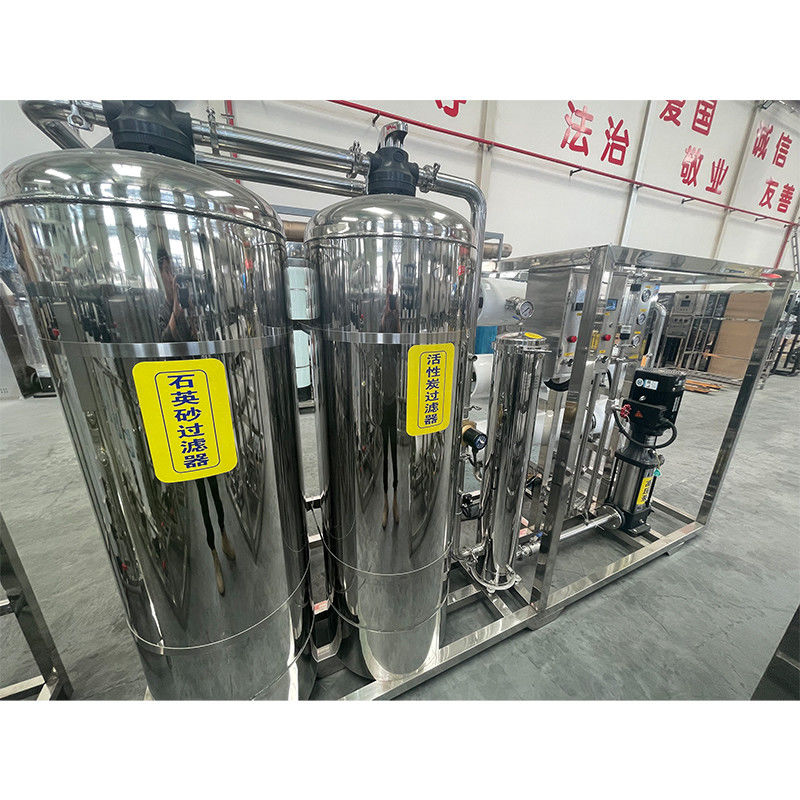 Sistema de ósmosis inversa 3T/h controlado por PLC para el tratamiento industrial de agua potable