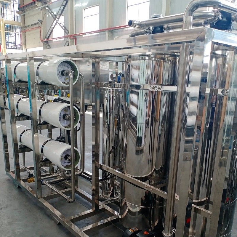 Sistema de ósmosis inversa 3T/h controlado por PLC para el tratamiento industrial de agua potable