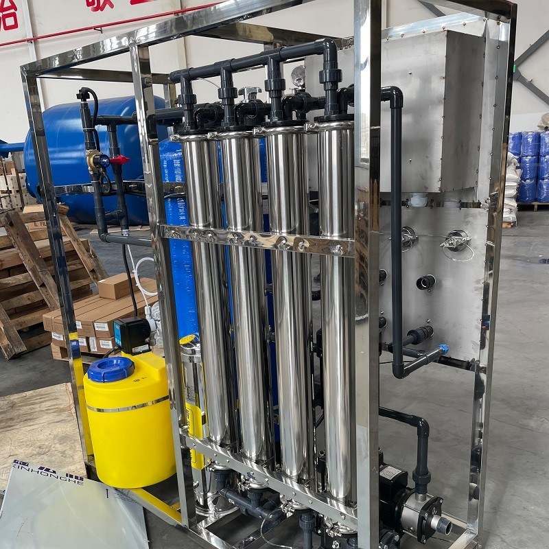 Componentes del núcleo de la bomba Sistema de ósmosis inversa industrial para 1 tonelada por hora Tratamiento del agua