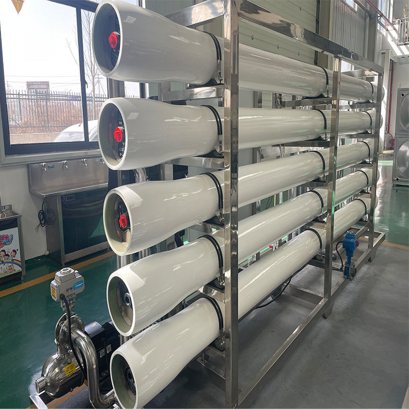 Máquinas de tratamiento de agua salina de pozos de pozo con filtro de ósmosis inversa de caja de madera