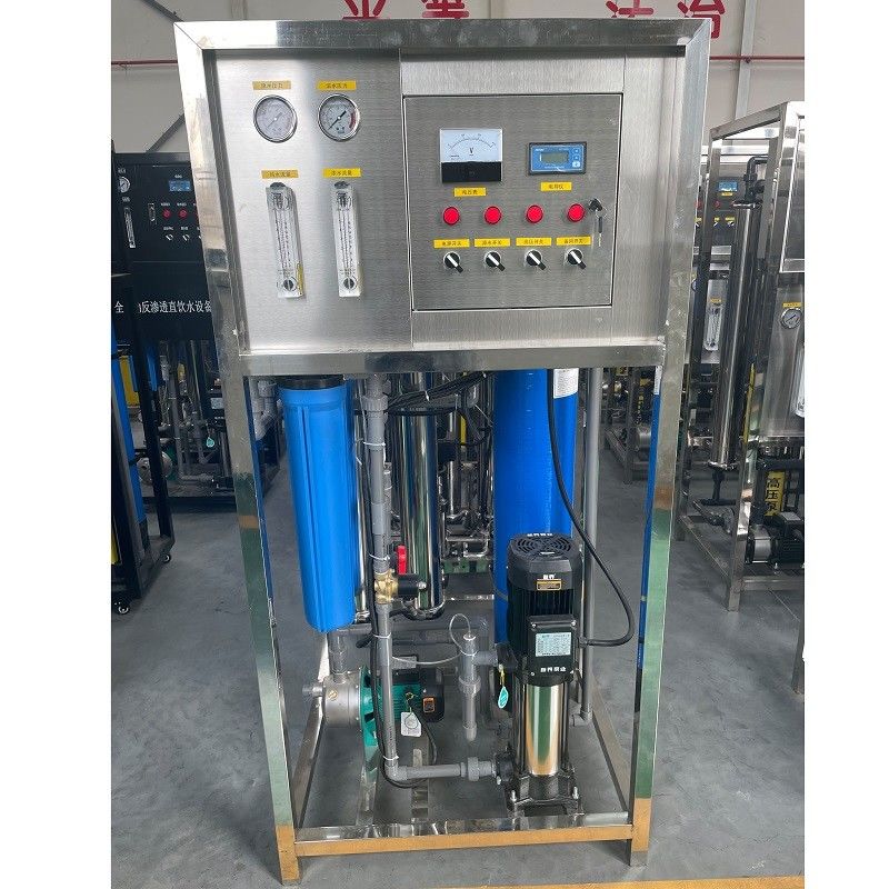 Mini sistema de purificación de filtros de agua por ósmosis inversa con una productividad de 500L/hora