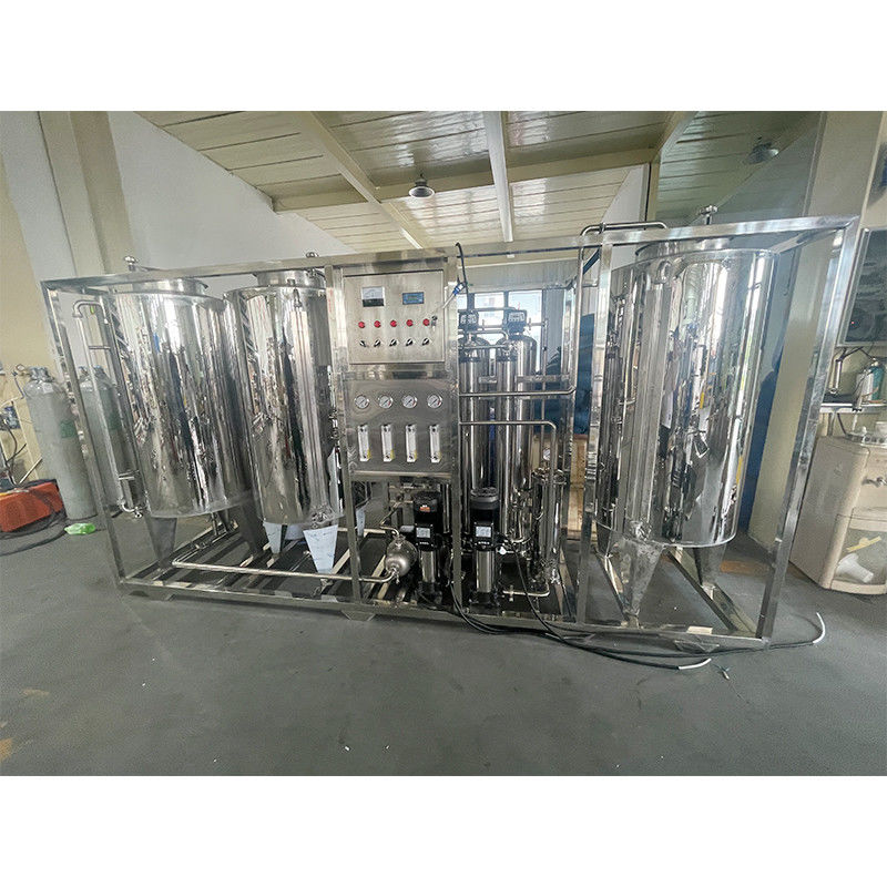 380V/1.5Kw Componentes del núcleo de la bomba 1000LRO Sistema de tratamiento de agua por ósmosis inversa con tanque de agua