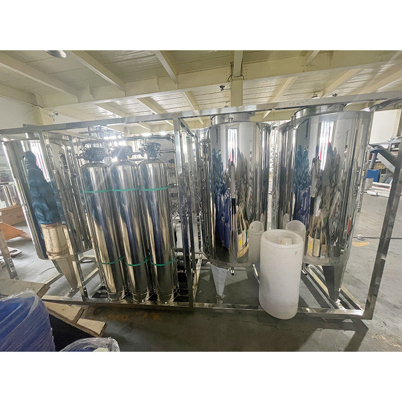 380V/1.5Kw Componentes del núcleo de la bomba 1000LRO Sistema de tratamiento de agua por ósmosis inversa con tanque de agua
