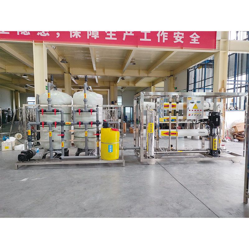 Planta de filtro de agua comercial 6000LPH para filtración de agua por ósmosis inversa industrial